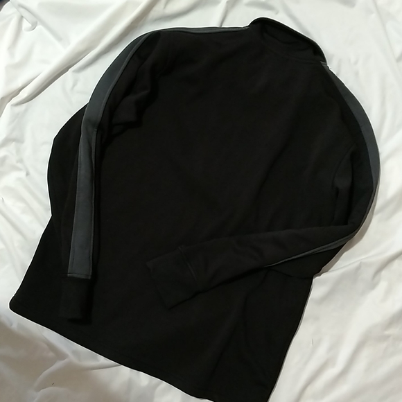 Men's medium 2/3 zip jacket. - Picture 7 of 7